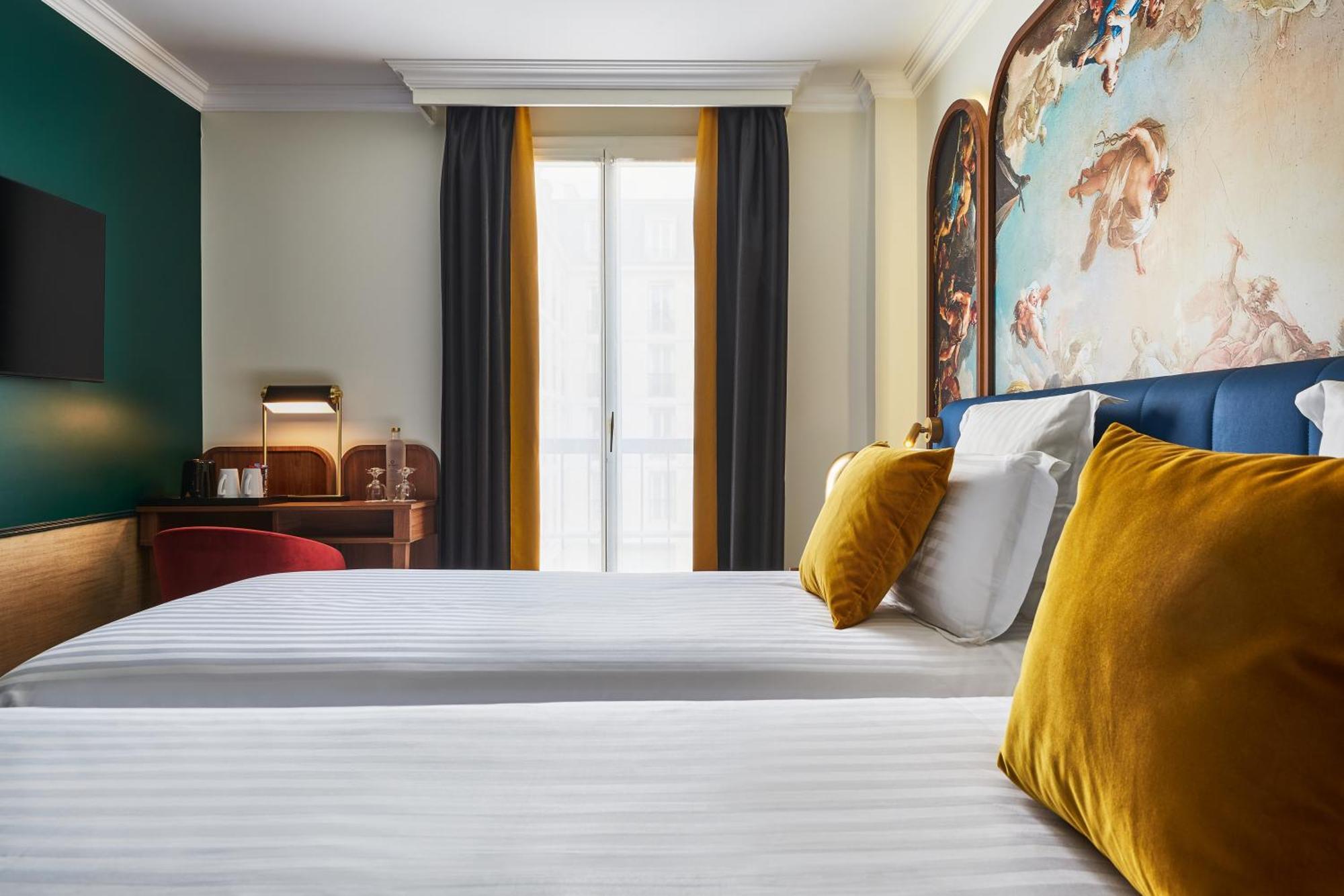 Le Hotel Versailles