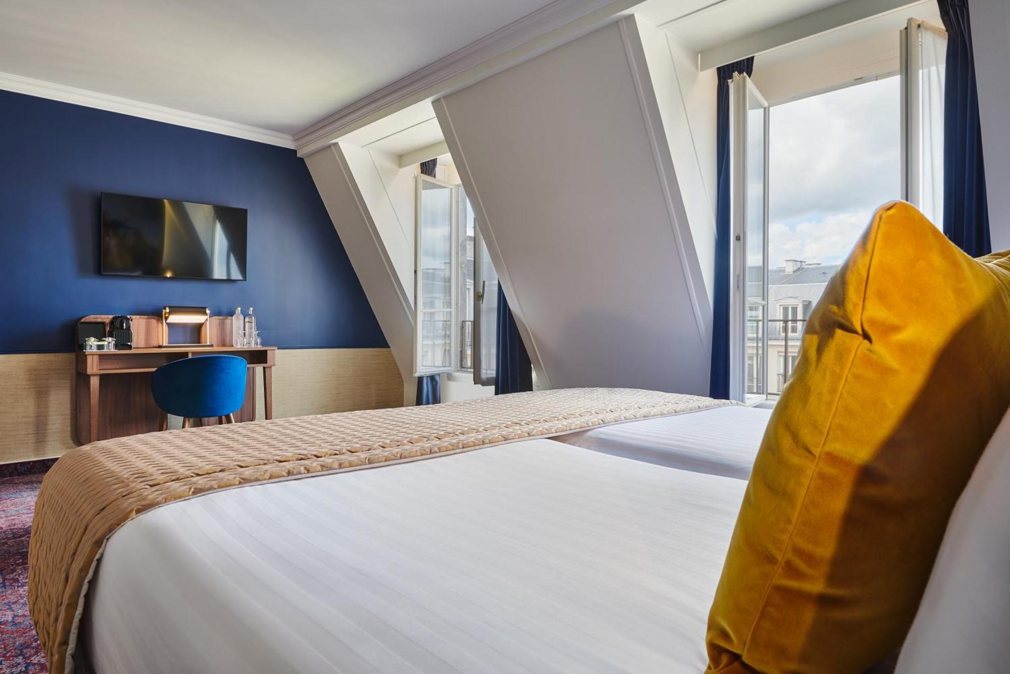 Le Hotel Versailles