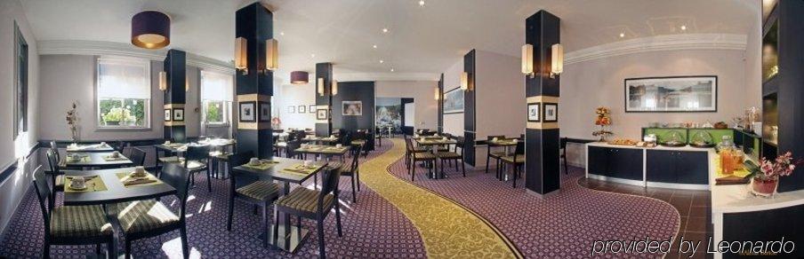 Le 4* Versailles