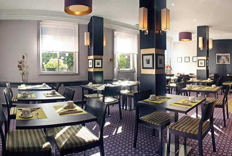 Le 4* Versailles