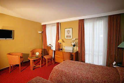 Hotel Le Versailles
